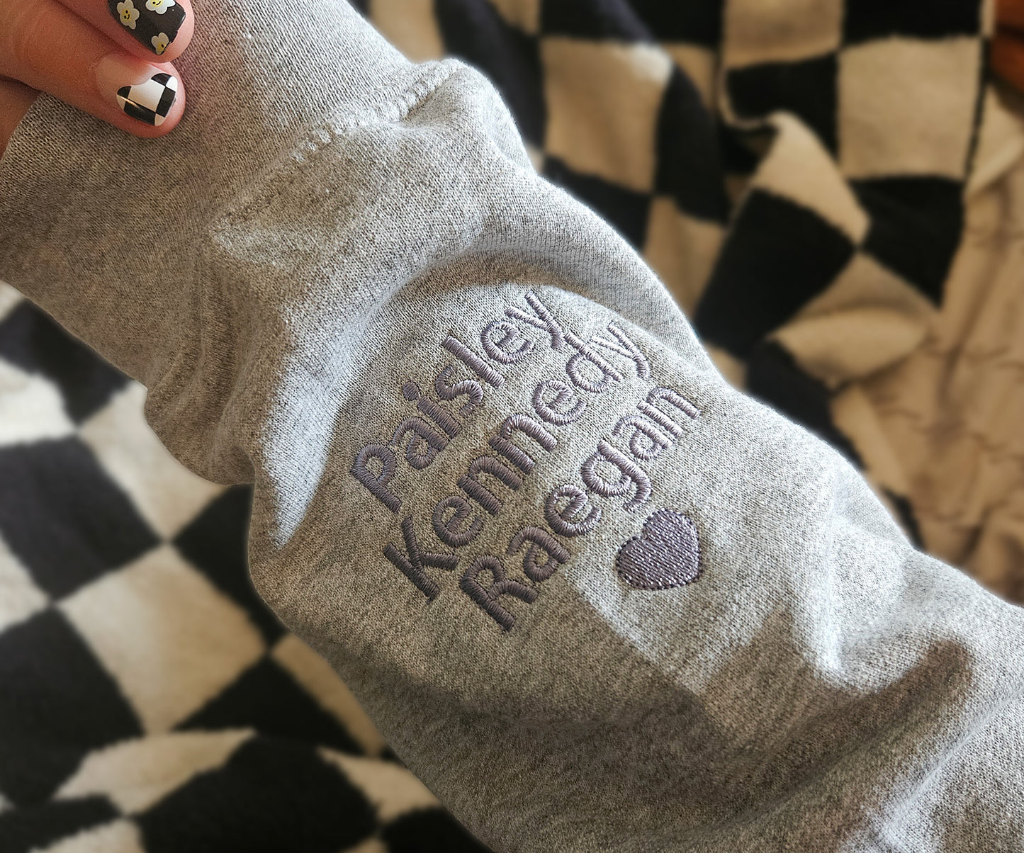 Mama w/ Sleeve Names | Embroidered Pullover/Hoodie